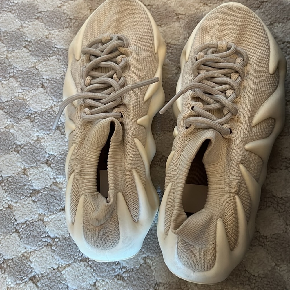 Yeezy - Picture 8 of 8